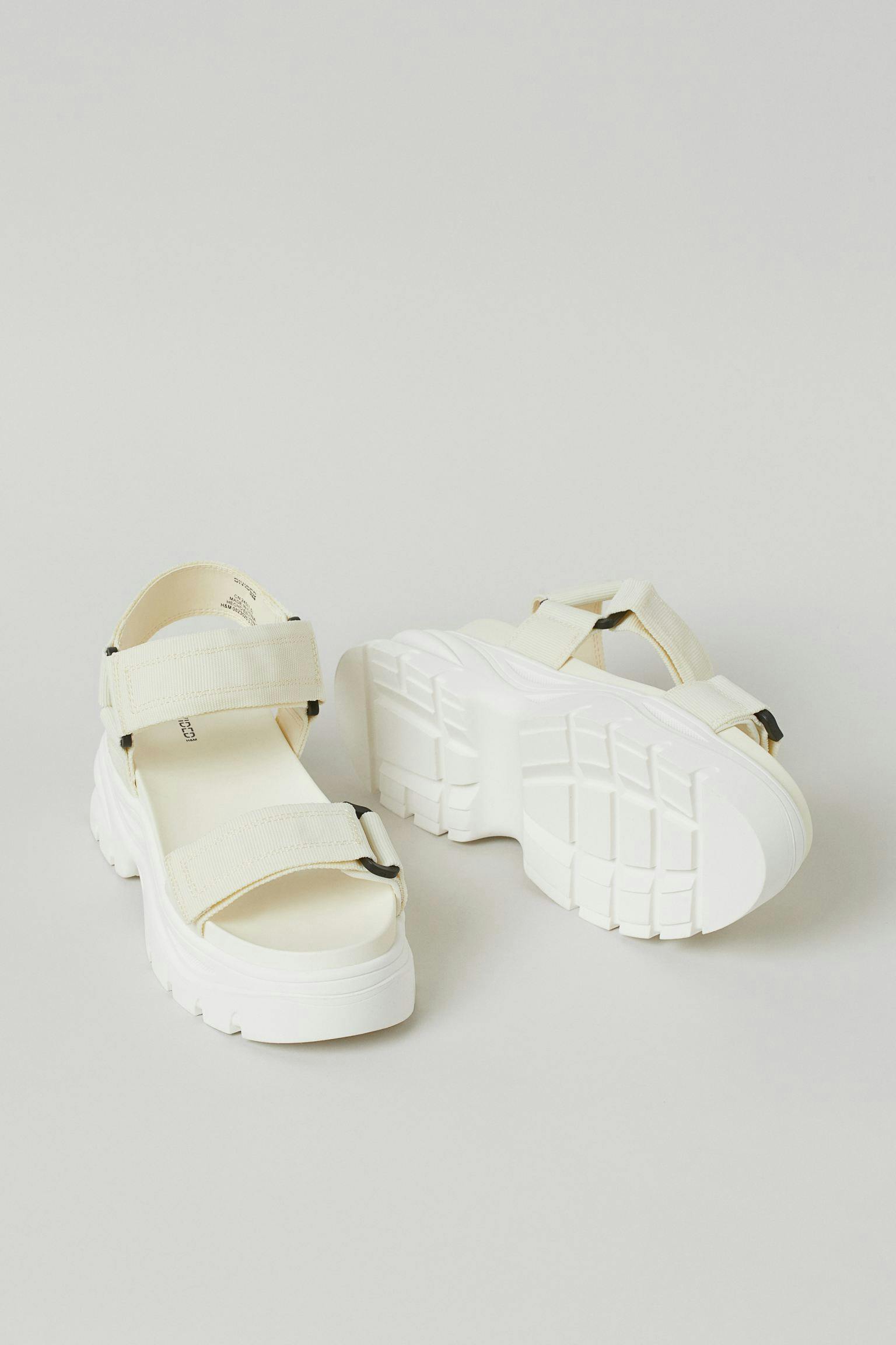 hm Qjhgxj0X H&M sandaler med borrelås hvite